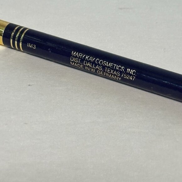 3 x Mary Kay Eye Defining Pencil GRAPE .04 oz NEW No Box Purple Full Size Rare - Picture 7 of 8